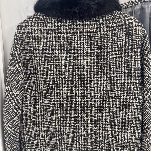 Beautiful Vintage Harrods of London Tweed Wool Suit, Size 4 - Picture 8 of 8